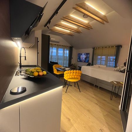 Hotel Nova Luxury Design Jezdovec Esterno foto