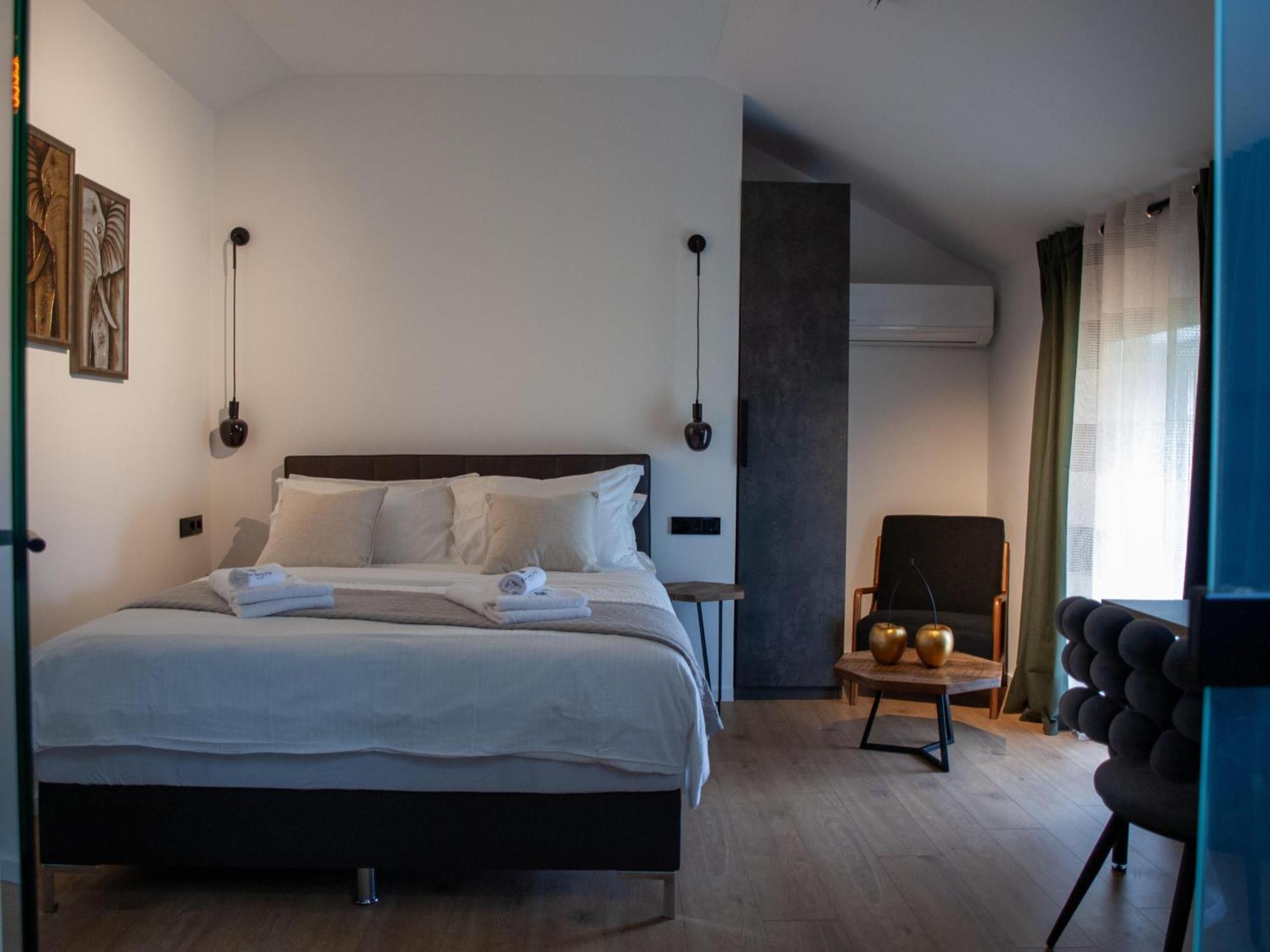 Hotel Nova Luxury Design Jezdovec Esterno foto