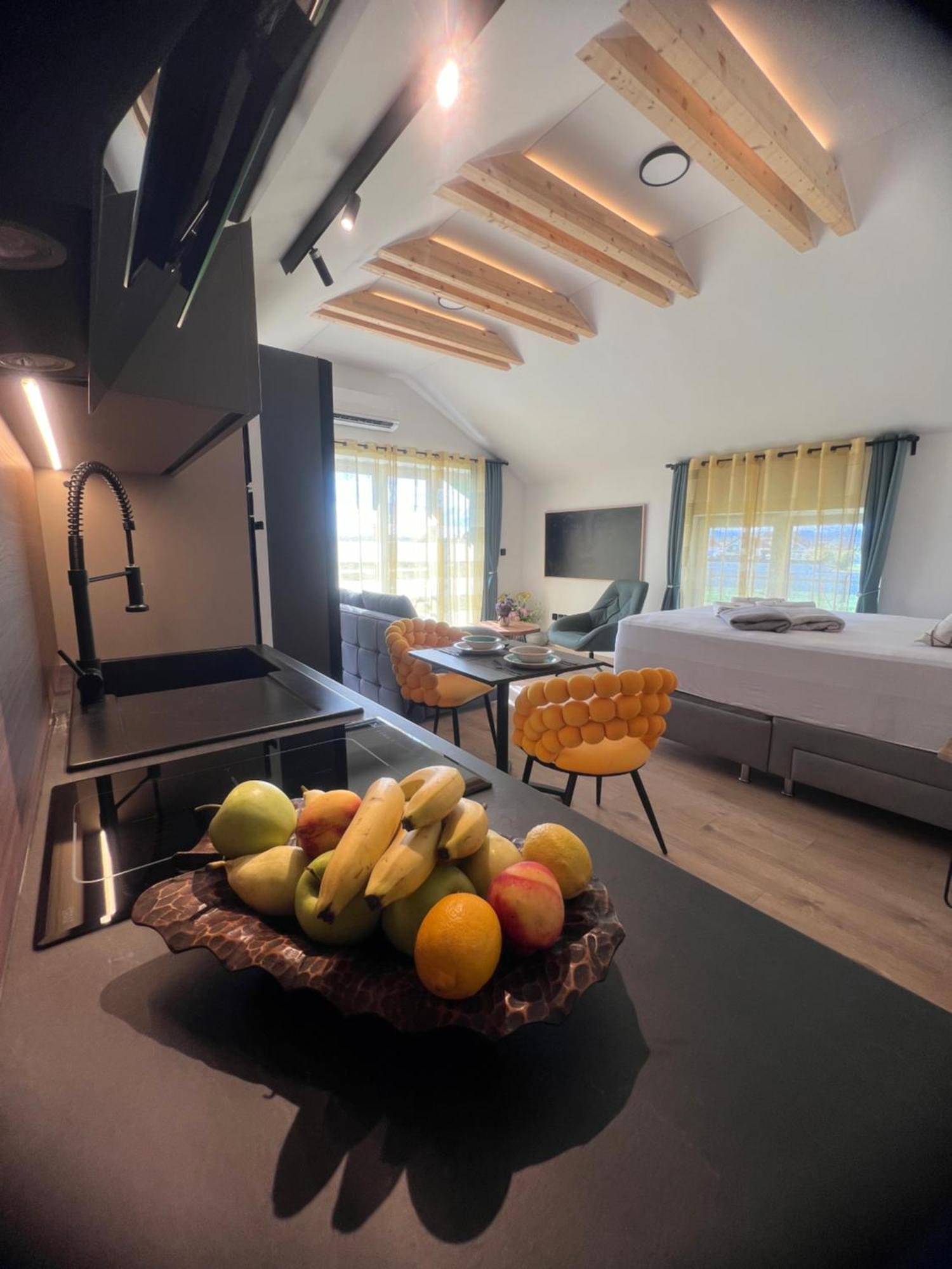 Hotel Nova Luxury Design Jezdovec Esterno foto